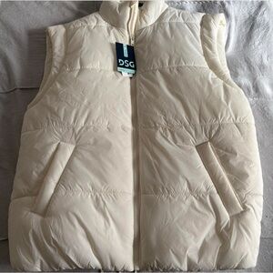 Dicks sporting good puffer vest. Size extra small/ small. Fits more as a small